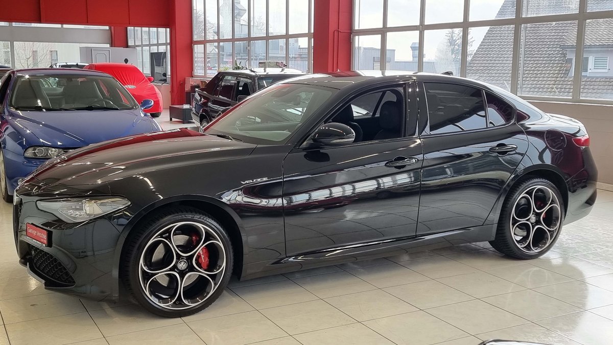 ALFA ROMEO Giulia 2.0 Q4 Veloce, Essence, Occasion / Utilisé, Automatique - 2