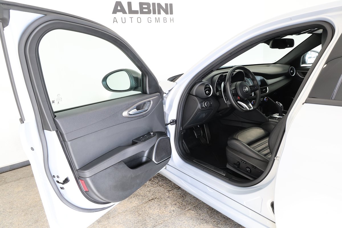 ALFA ROMEO Giulia 2.0 Veloce Q4 Automatic, Petrol, Second hand / Used, Automatic - 5