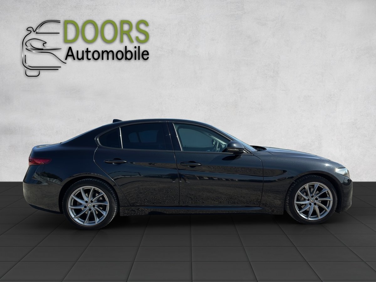 ALFA ROMEO Giulia 2.0 Super Automatic, Essence, Occasion / Utilisé, Automatique - 7