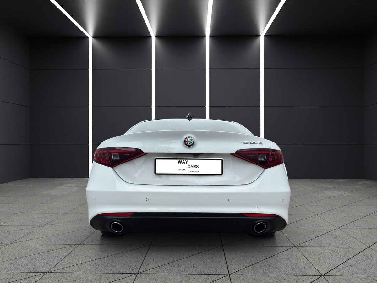 ALFA ROMEO Giulia Diesel 2.2 D 180 Super, Diesel, Occasion / Gebraucht, Automatik - 4