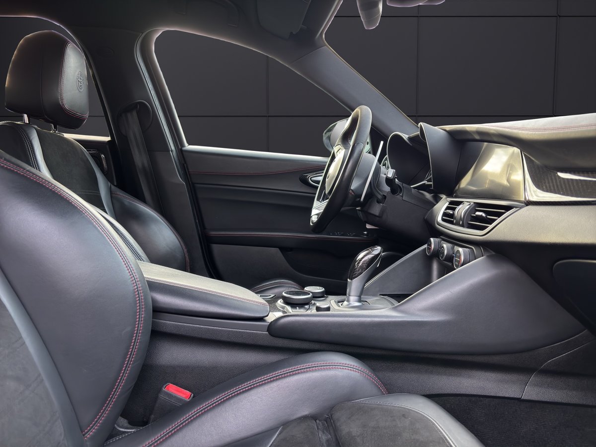 ALFA ROMEO Giulia 2.9 V6 Quadrifoglio Automatic, Benzin, Occasion / Gebraucht, Automat - 7