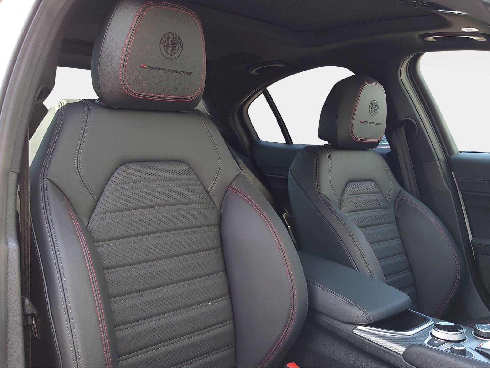 ALFA ROMEO Giulia 2.0 Q4 Competizione Pack Sky, Benzina, Occasioni / Usate, Automatico - 7