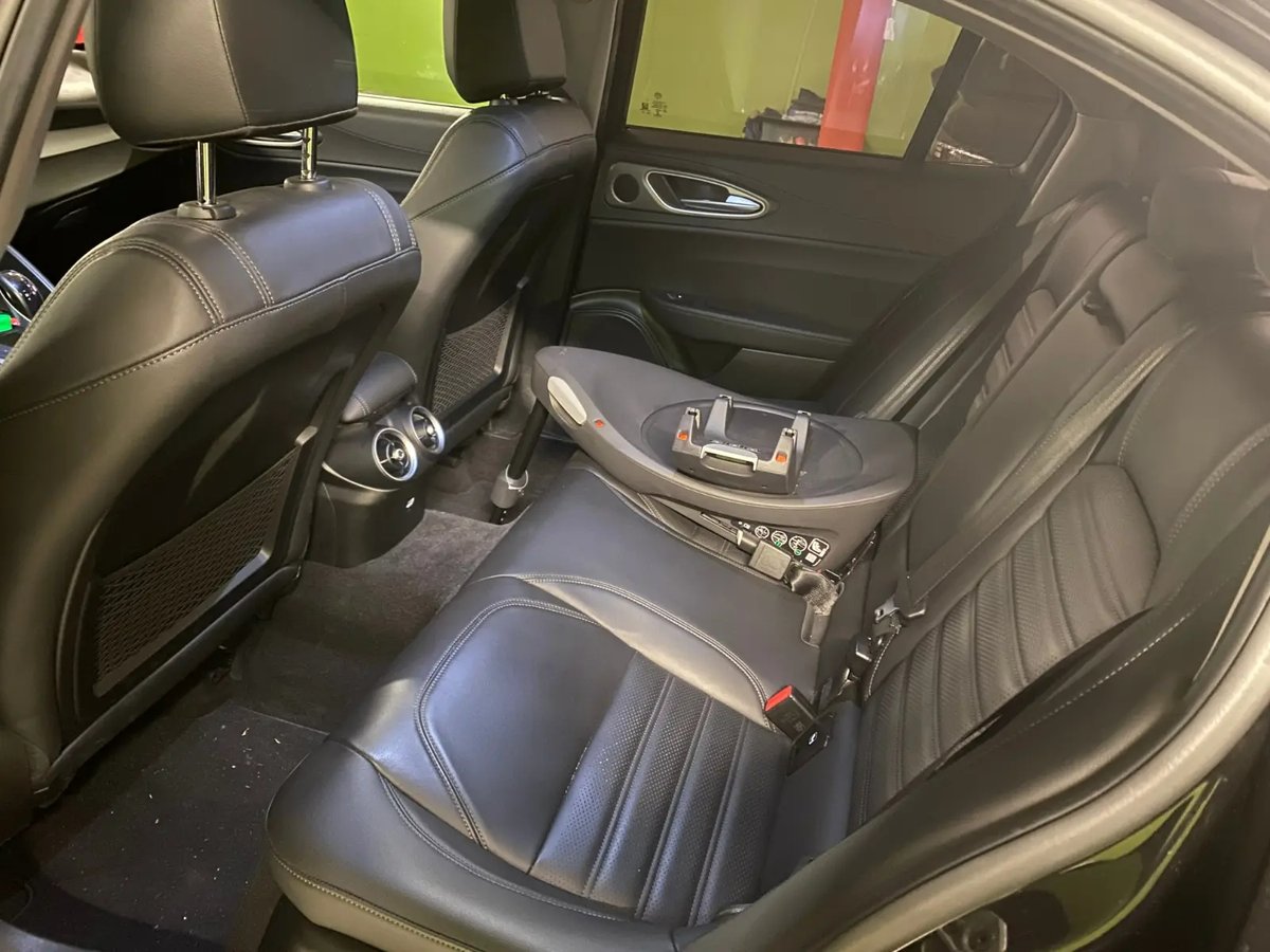 ALFA ROMEO Giulia 2.0 Q4 Veloce, Benzin, Occasion / Gebraucht, Automat - 7