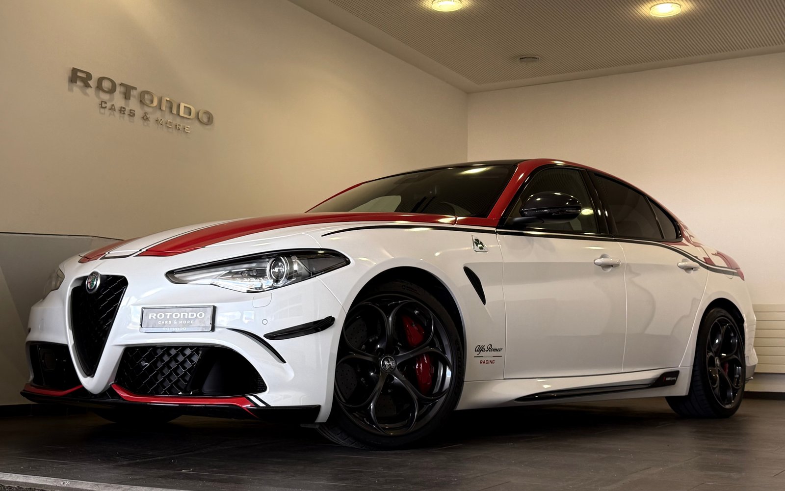 ALFA ROMEO Giulia 2.9 V6 Quadrifoglio Racing Sauber F1