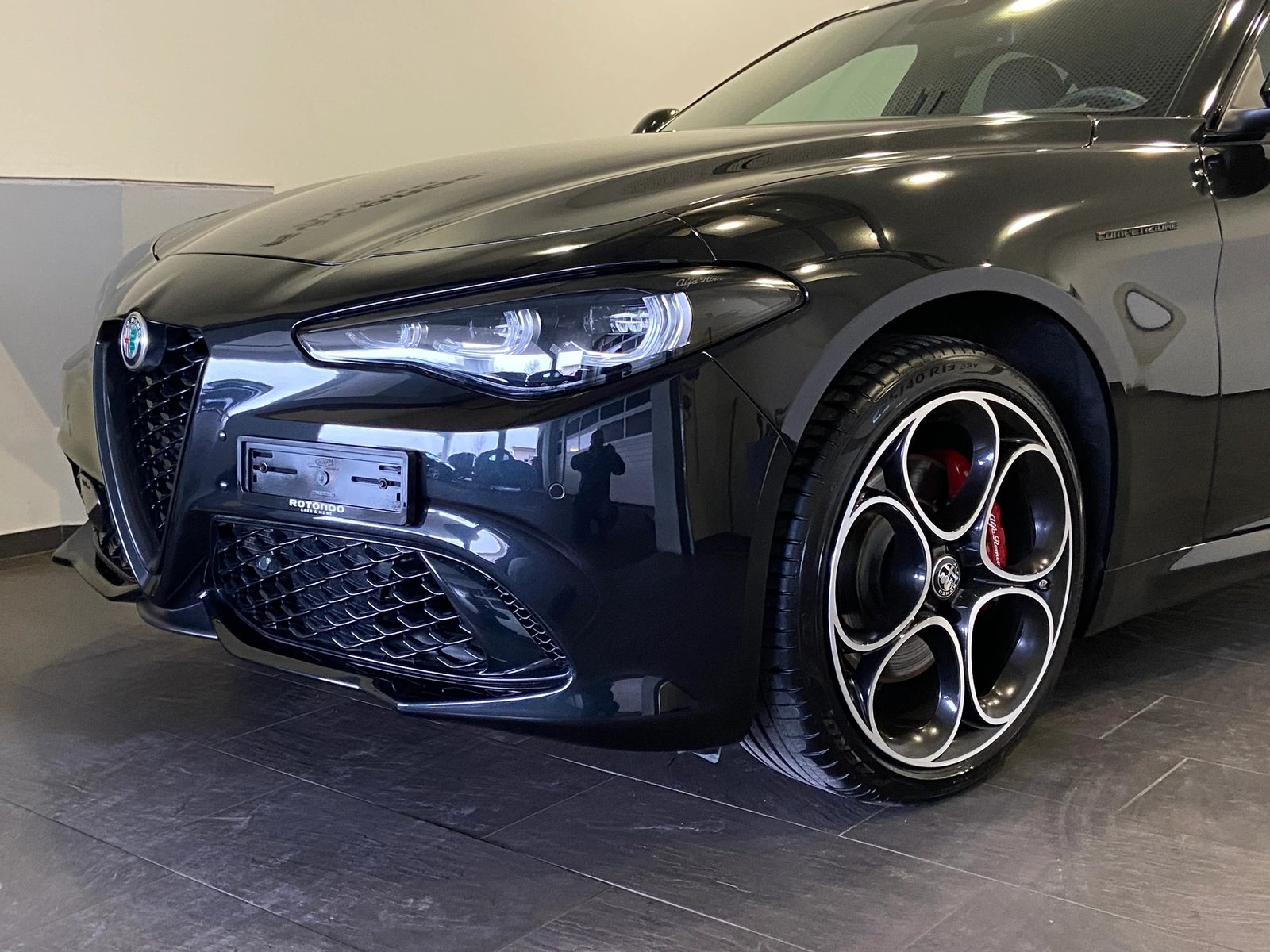 ALFA ROMEO Giulia 2.0 Competizione Tech Q4 AT8, Essence, Occasion / Utilisé, Automatique - 3