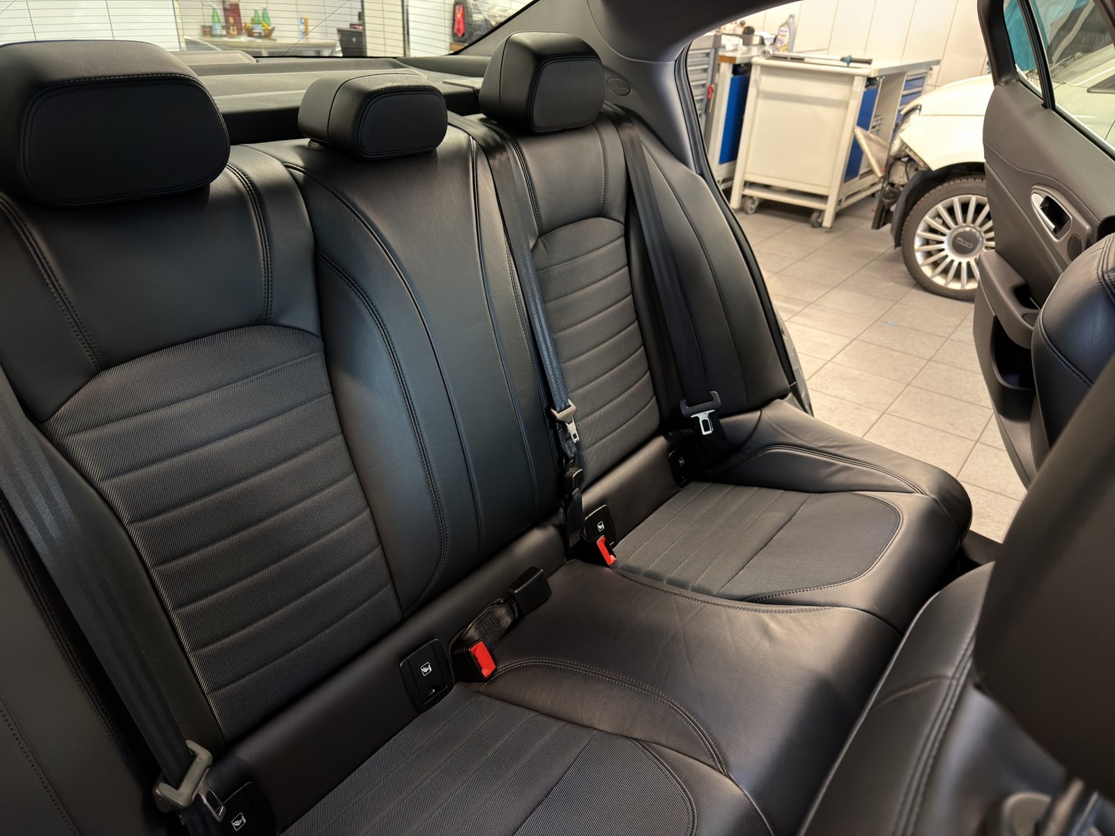 ALFA ROMEO Giulia 2.2 JTDM Super Automatic, Diesel, Second hand / Used, Automatic - 7