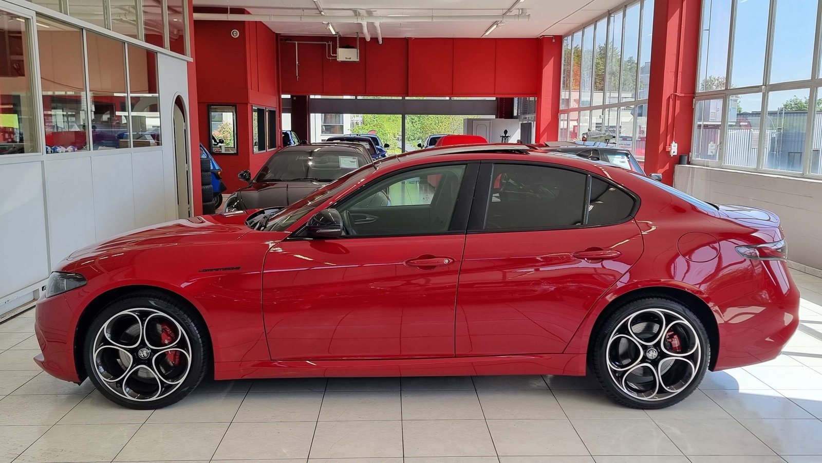 ALFA ROMEO Giulia 2.0 Q4 Competizione Sky, Benzina, Occasioni / Usate, Automatico - 3