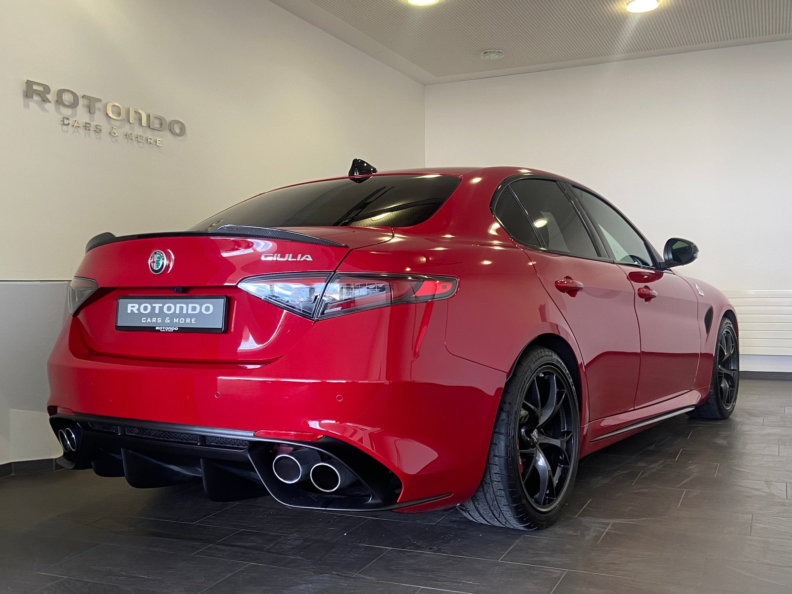 ALFA ROMEO Giulia 2.9 V6 Quadrifoglio, Petrol, Second hand / Used, Automatic - 2