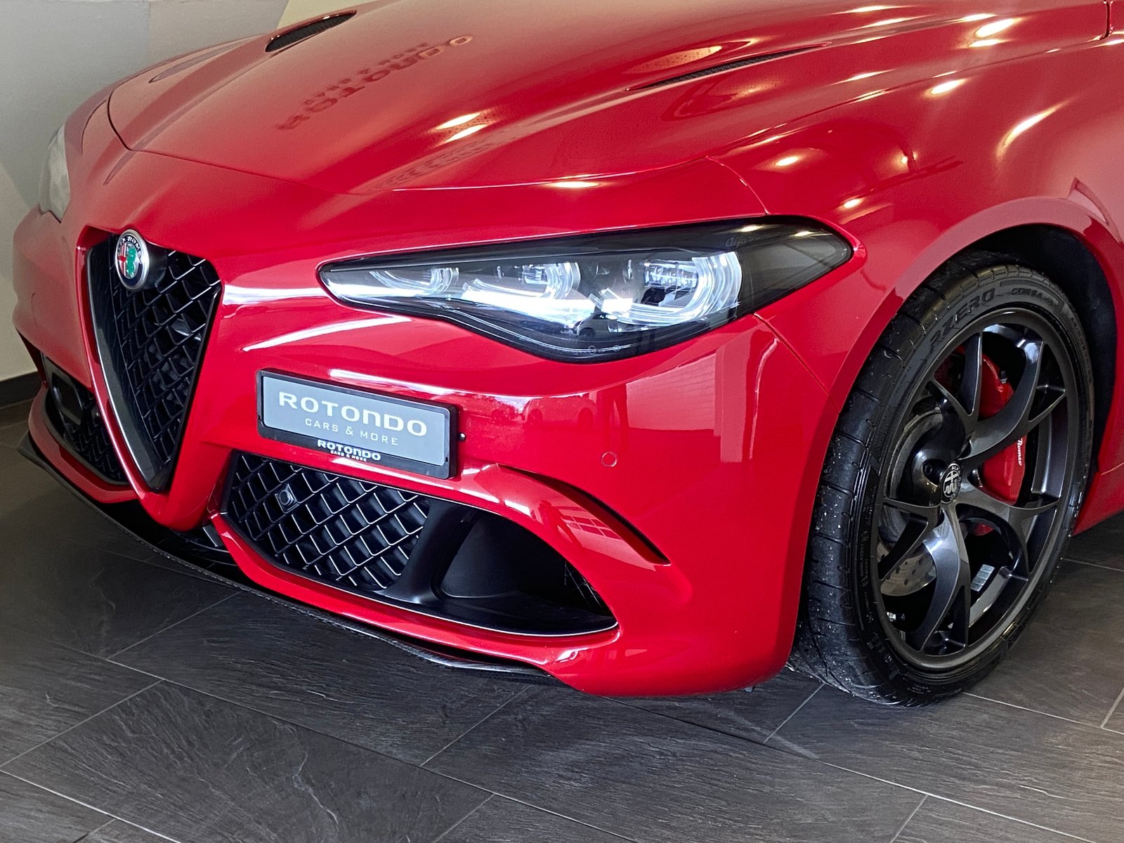 ALFA ROMEO Giulia 2.9 V6 Quadrifoglio, Petrol, Second hand / Used, Automatic - 3
