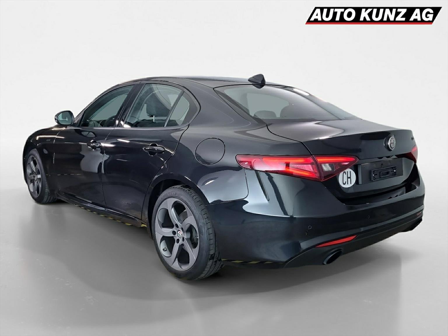 ALFA ROMEO Giulia 2.0 Super Automatic, Benzin, Occasion / Gebraucht, Automatik - 2