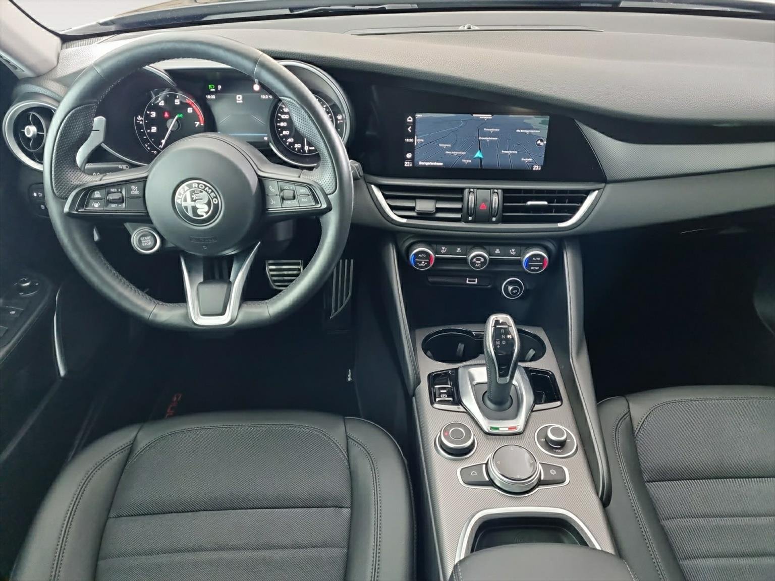 ALFA ROMEO Giulia 2.0 Super Automatic, Benzin, Occasion / Gebraucht, Automatik - 6