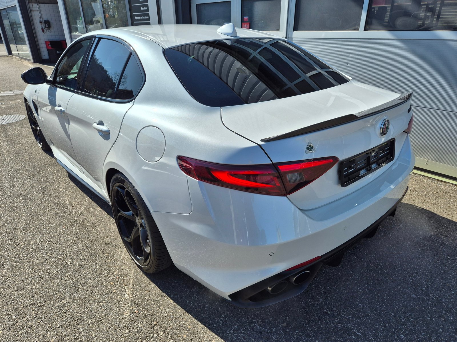 ALFA ROMEO Giulia 2.9 V6 Quadrifoglio, Petrol, Second hand / Used, Manual - 3
