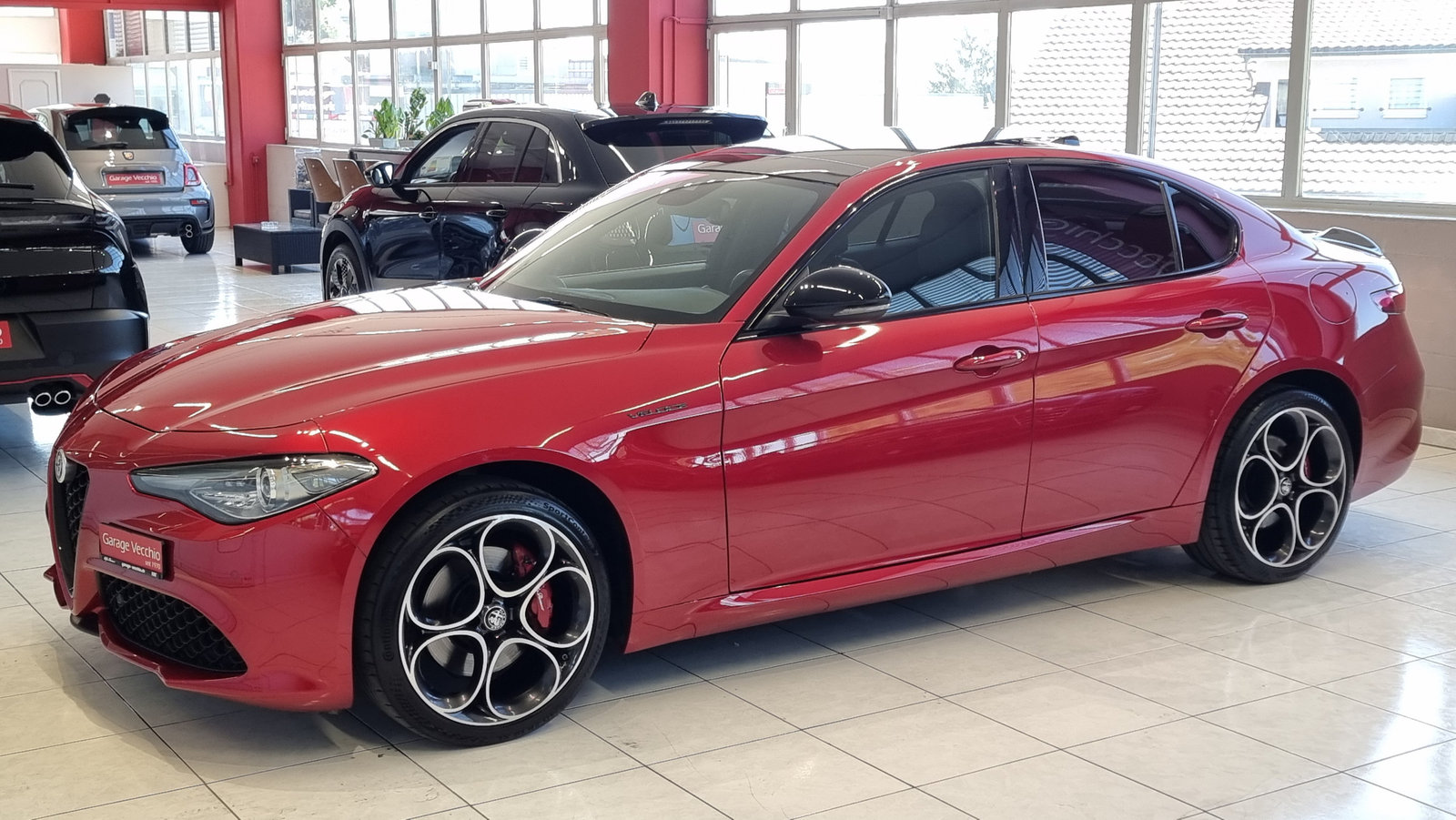 ALFA ROMEO Giulia 2.0 Q4 Veloce Premium Sky, Benzin, Occasion / Gebraucht, Automatik - 2