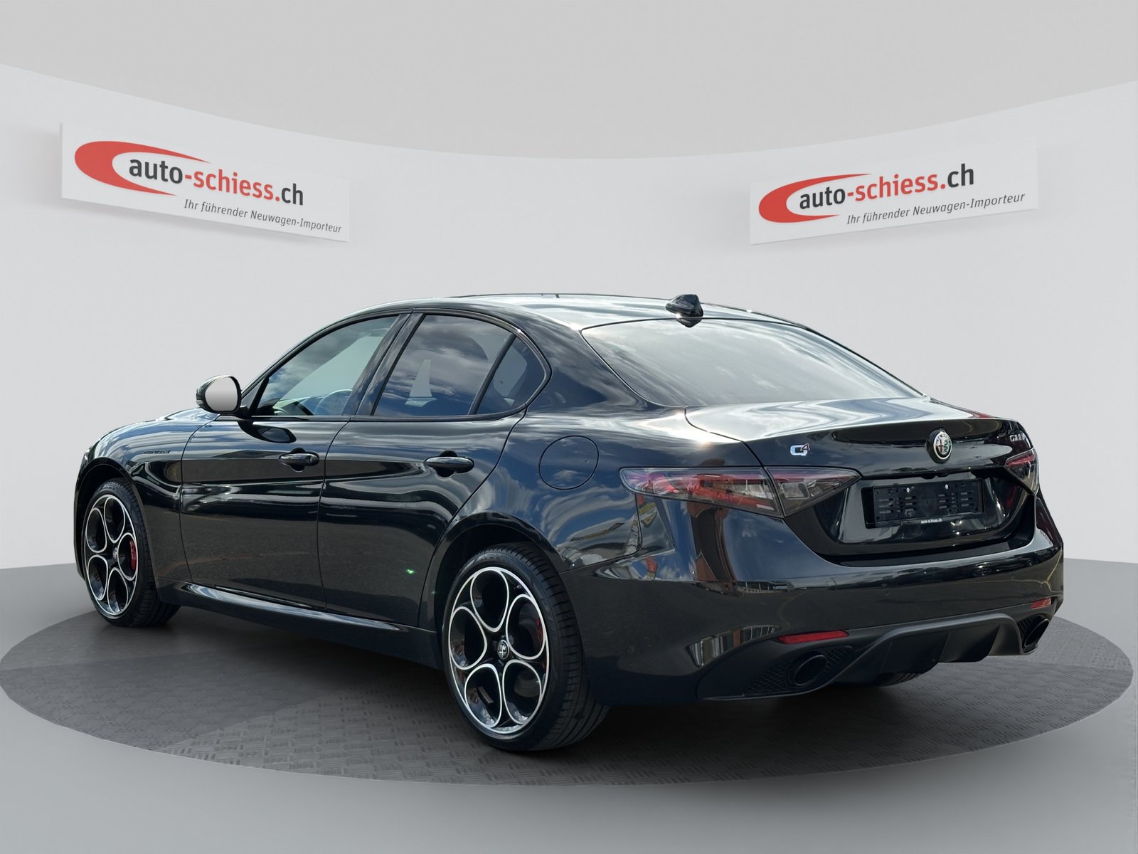 ALFA ROMEO Giulia 2.0 Competizione Q4 AT8, Benzina, Occasioni / Usate, Automatico - 3