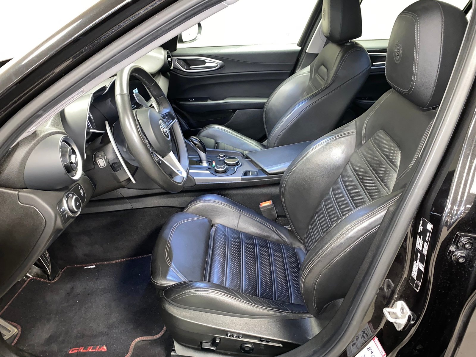 ALFA ROMEO Giulia 2.0 MA 280 AT Q4 Ve, Benzin, Occasion / Gebraucht, Automatik - 2
