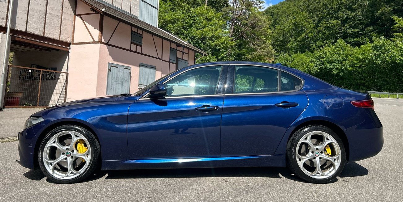 ALFA ROMEO Giulia 2.2 JTDM Business Automatic Q4, Diesel, Second hand / Used, Automatic - 2