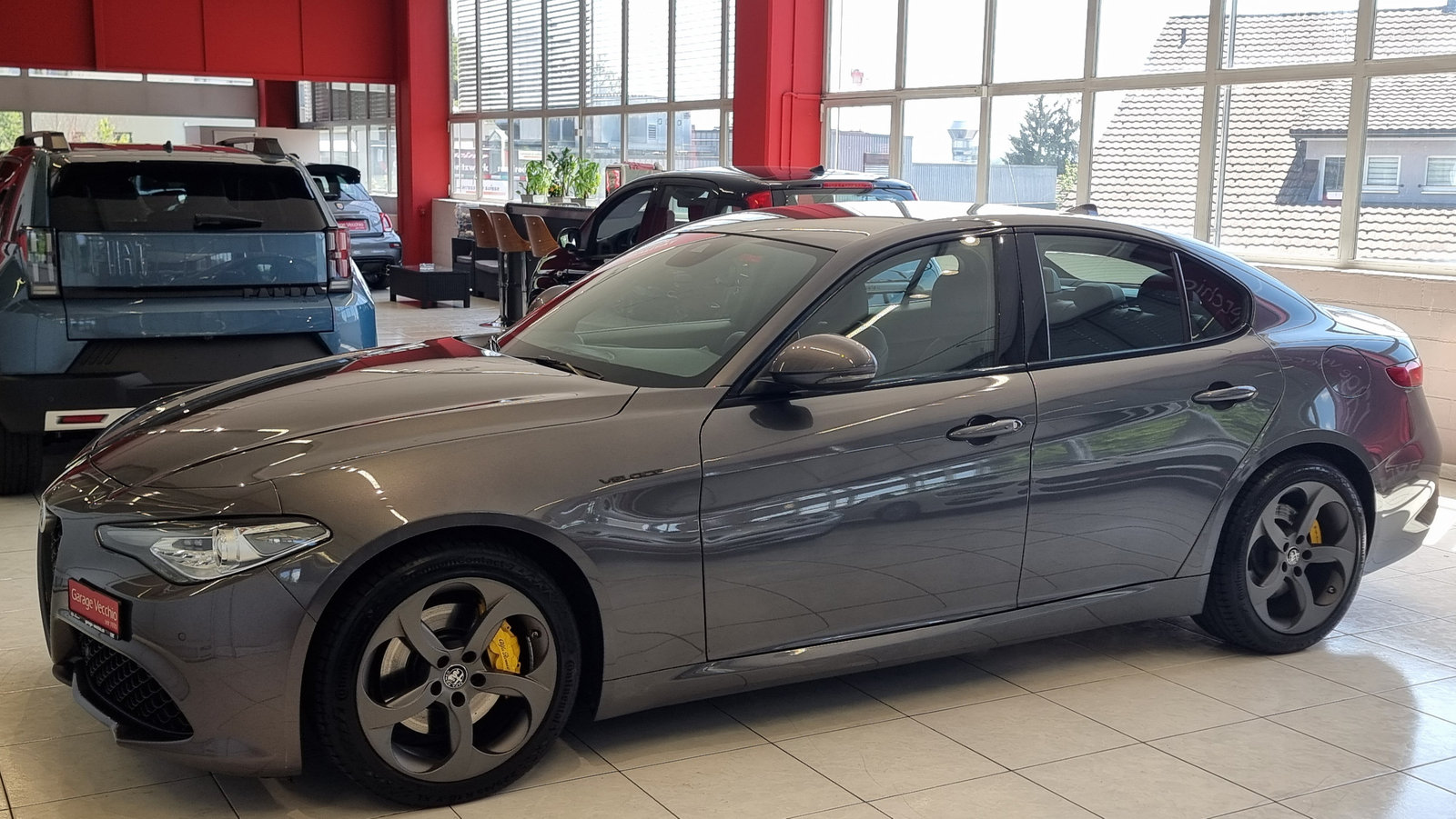 ALFA ROMEO Giulia 2.0 Veloce, Petrol, Second hand / Used, Automatic - 2