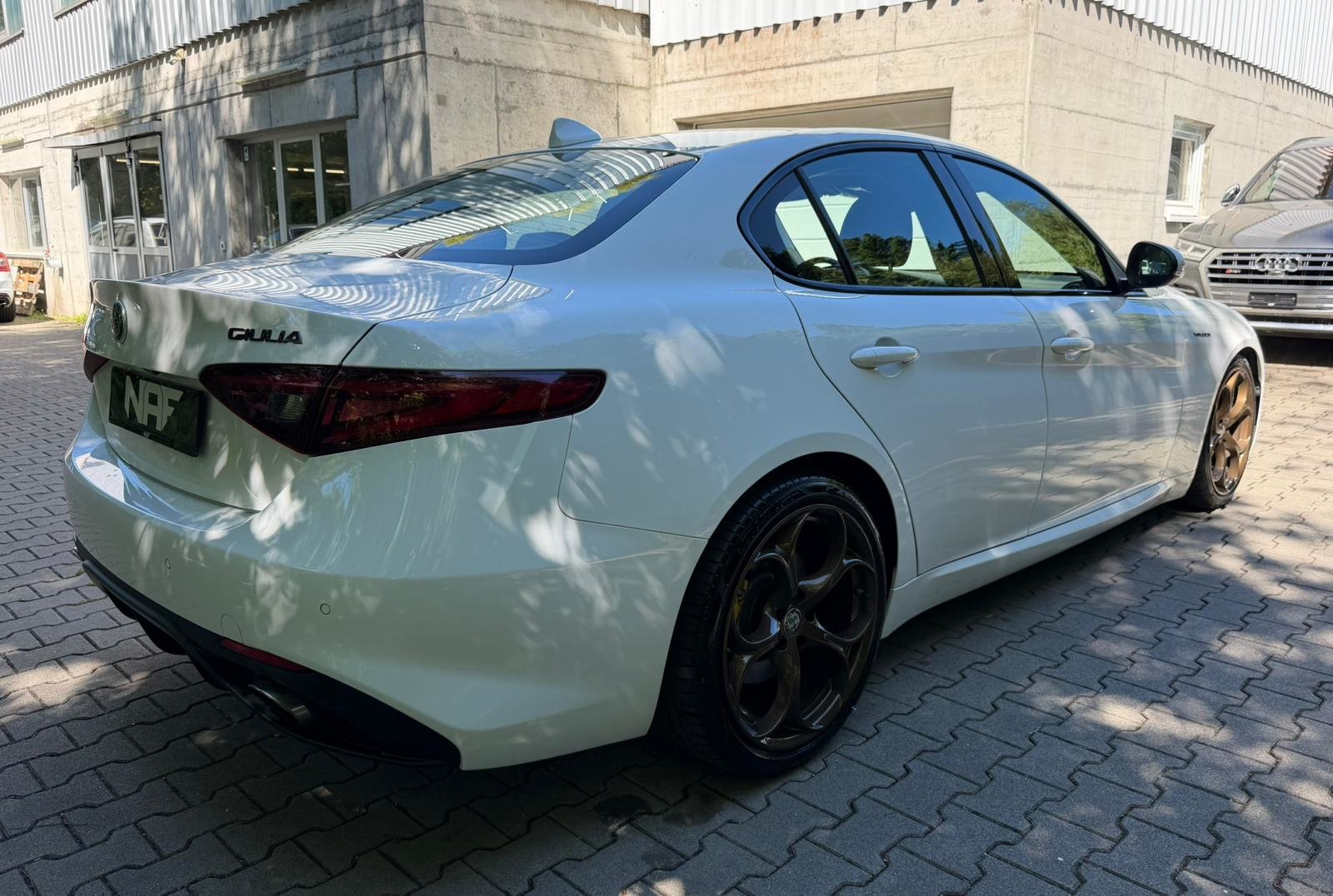 ALFA ROMEO Giulia 2.0 Veloce Q4 Automatic, Benzin, Occasion / Gebraucht, Automatik - 5