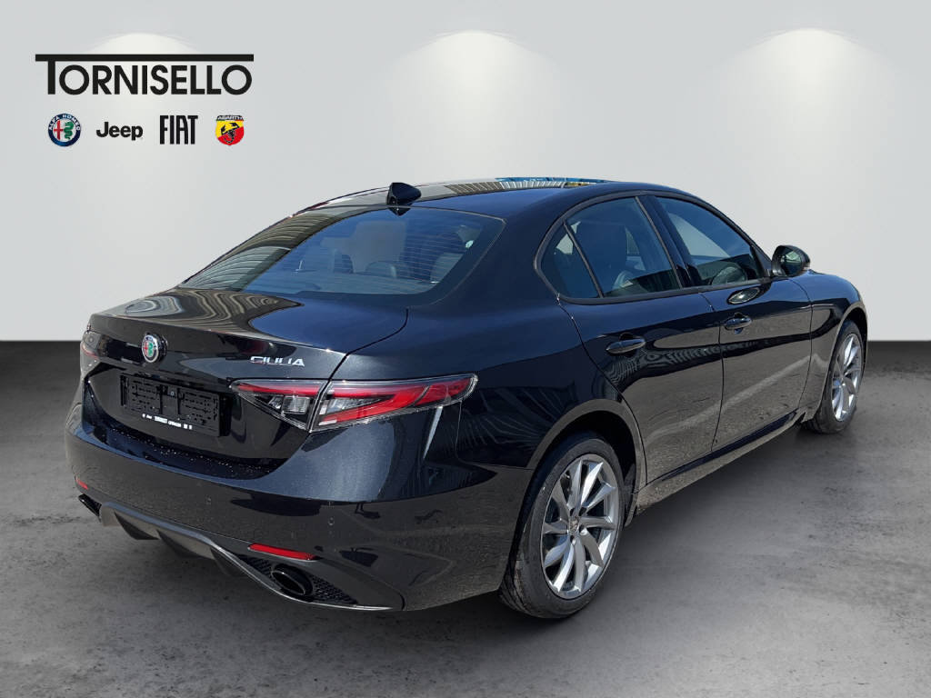 ALFA ROMEO Giulia 2.0 Q4 Sprint Edition, Benzin, Occasion / Gebraucht, Automatik - 4