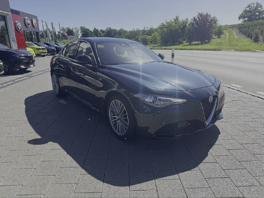 ALFA ROMEO Giulia 2.0 TI, Petrol, Second hand / Used, Automatic - 3