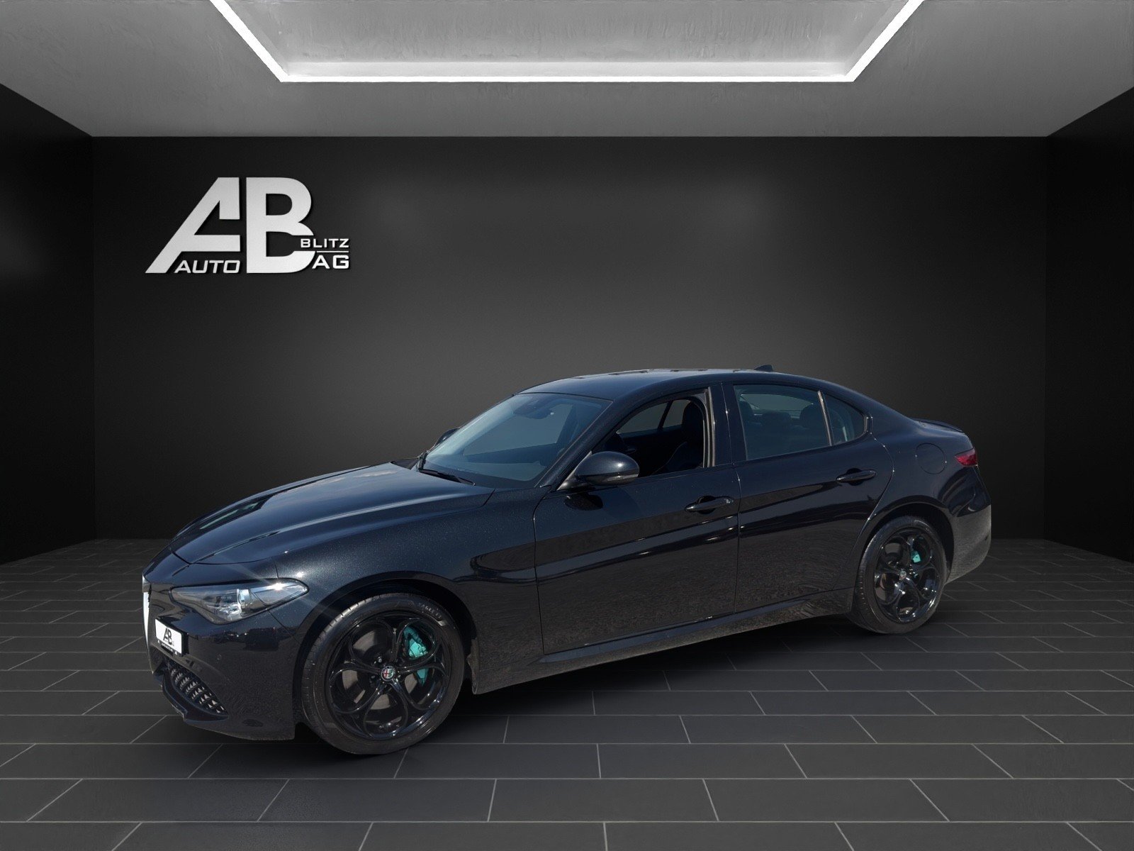 ALFA ROMEO Giulia 2.0 Veloce Q4 Automatic mit 280 PS * Ragaz, Benzin, Occasion / Gebraucht, Automatik - 2