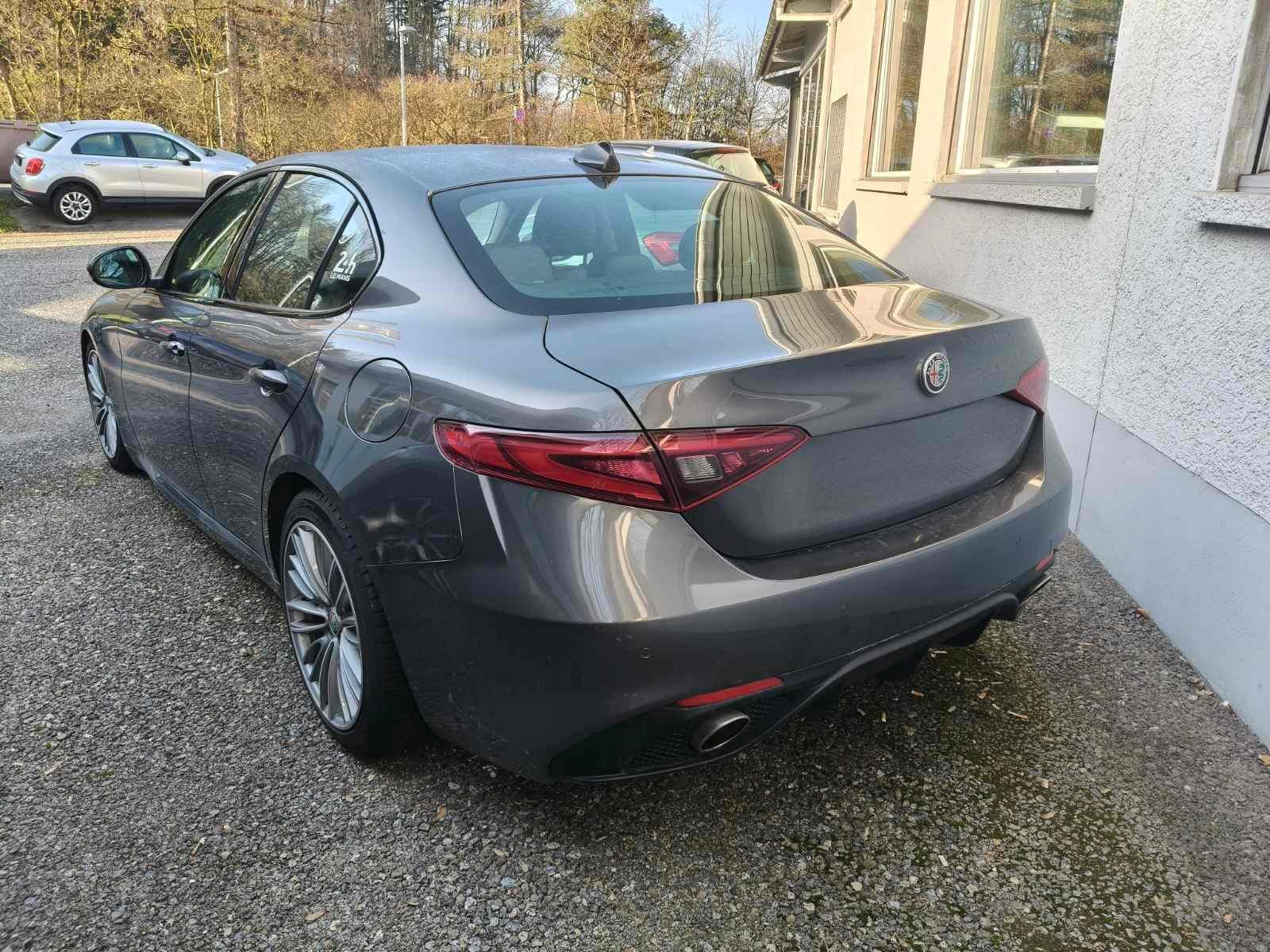ALFA ROMEO Giulia 2.2 JTDM Veloce Q4 Automatic, Diesel, Occasioni / Usate, Automatico - 2