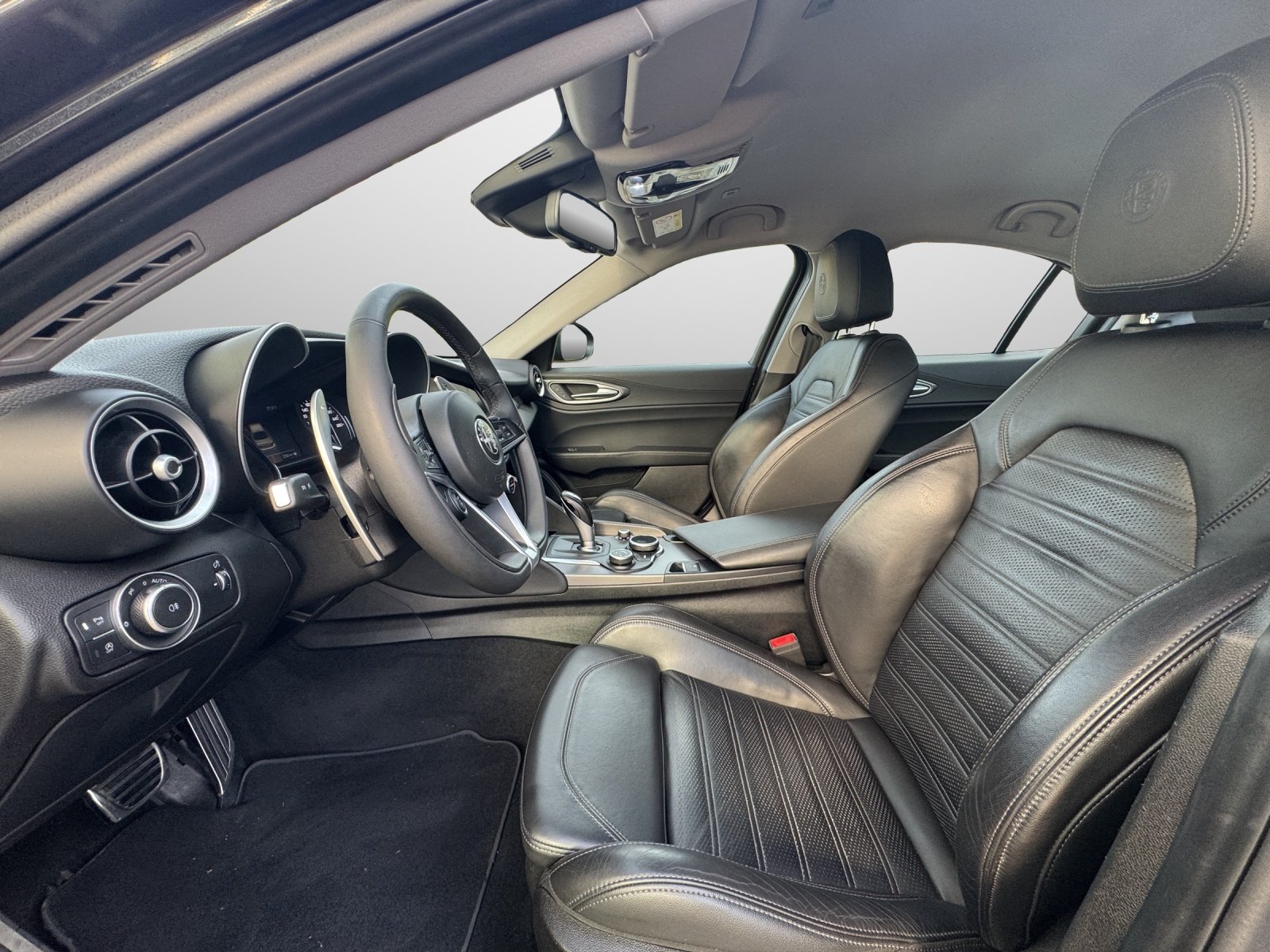 ALFA ROMEO Giulia 2.0 Q4 Veloce, Essence, Occasion / Utilisé, Automatique - 5