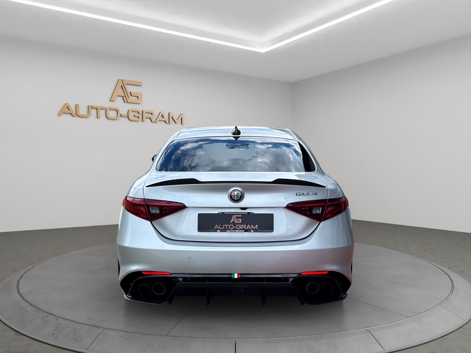 ALFA ROMEO Giulia 2.9 V6 Quadrifoglio Automatic, Petrol, Second hand / Used, Automatic - 4