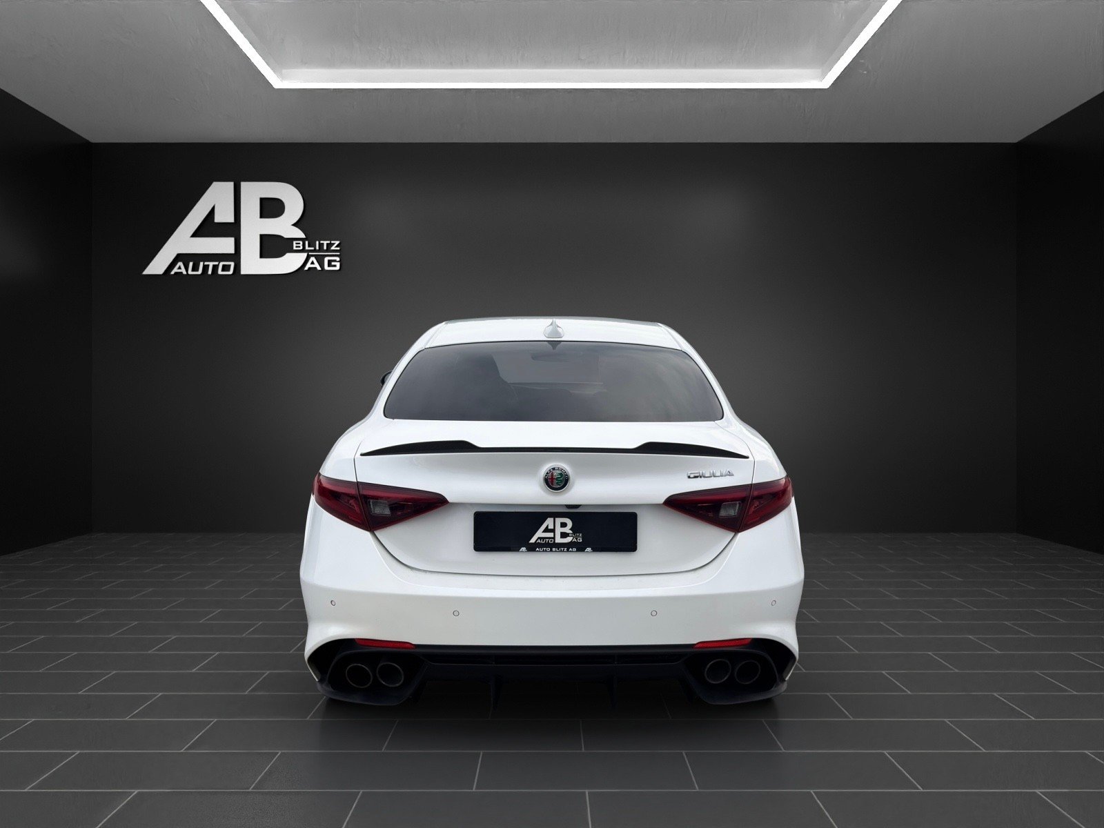 ALFA ROMEO Giulia 2.9 V6 Quadrifoglio Automatic mit 510 PS, Benzin, Occasion / Gebraucht, Automatik - 4