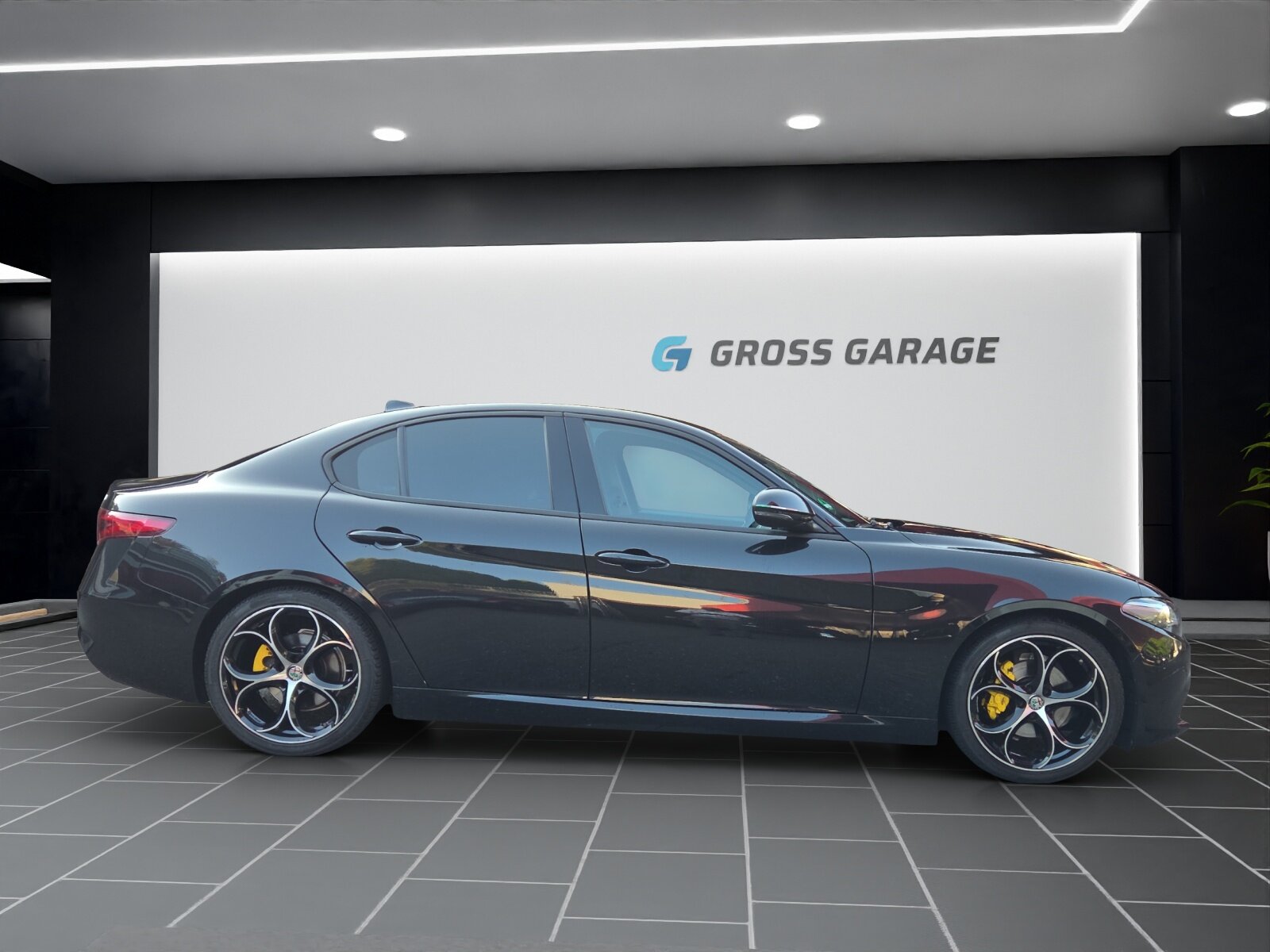 ALFA ROMEO Giulia 2.0 Super, Petrol, Second hand / Used, Automatic - 2