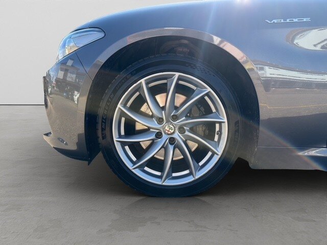 ALFA ROMEO Giulia 2.0 Q4 Veloce, Benzin, Occasion / Gebraucht, Automatik - 7
