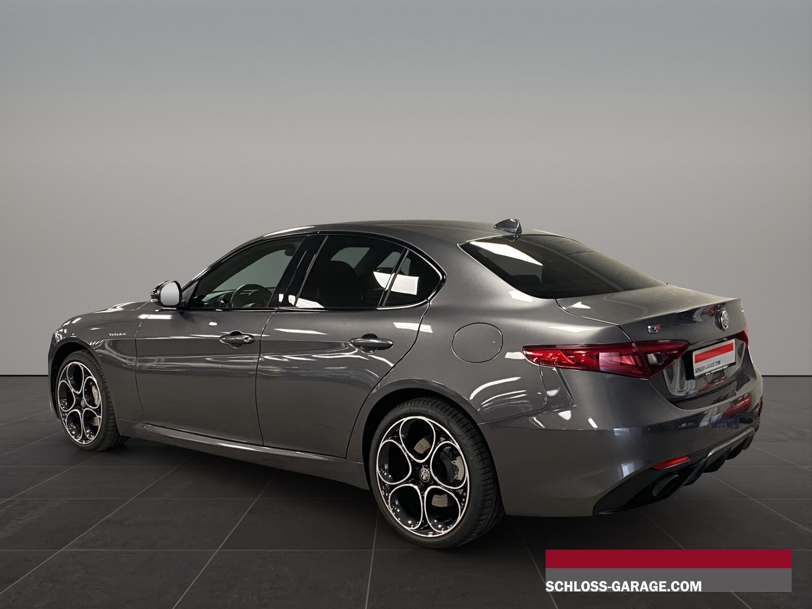 ALFA ROMEO Giulia 2.0 Q4 Veloce, Benzin, Occasion / Gebraucht, Automatik - 4