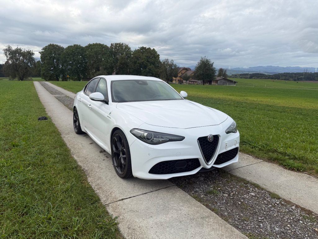 ALFA ROMEO GIULIA 2.0 Q4 Veloce, Essence, Occasion / Utilisé, Automatique - 7