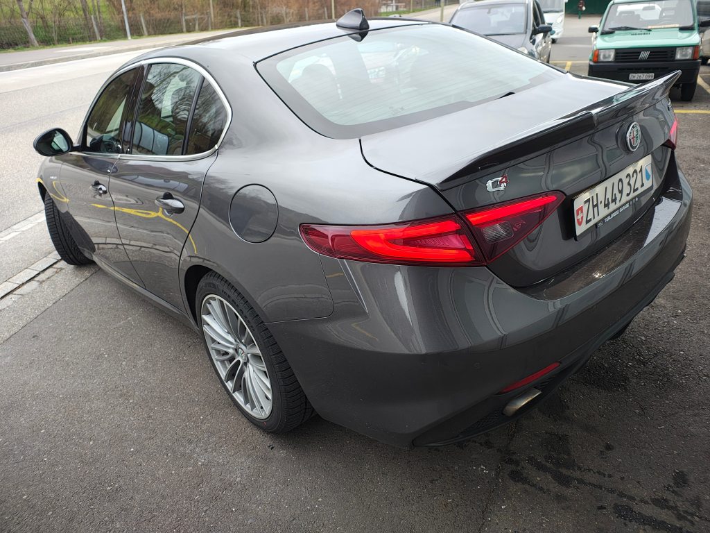 ALFA ROMEO GIULIA 2.0 Q4 Veloce, Benzin, Occasion / Gebraucht, Automatik - 6