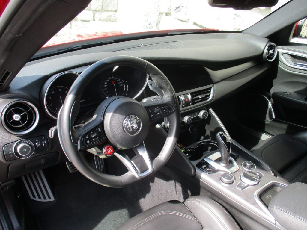 ALFA ROMEO 2.0 Q4 Veloce, Essence, Occasion / Utilisé, Automatique - 5