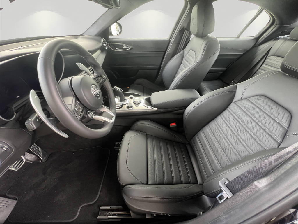 ALFA ROMEO Giulia 2.0 Q4 Sprint Edition, Benzin, Vorführwagen, Automatik - 6