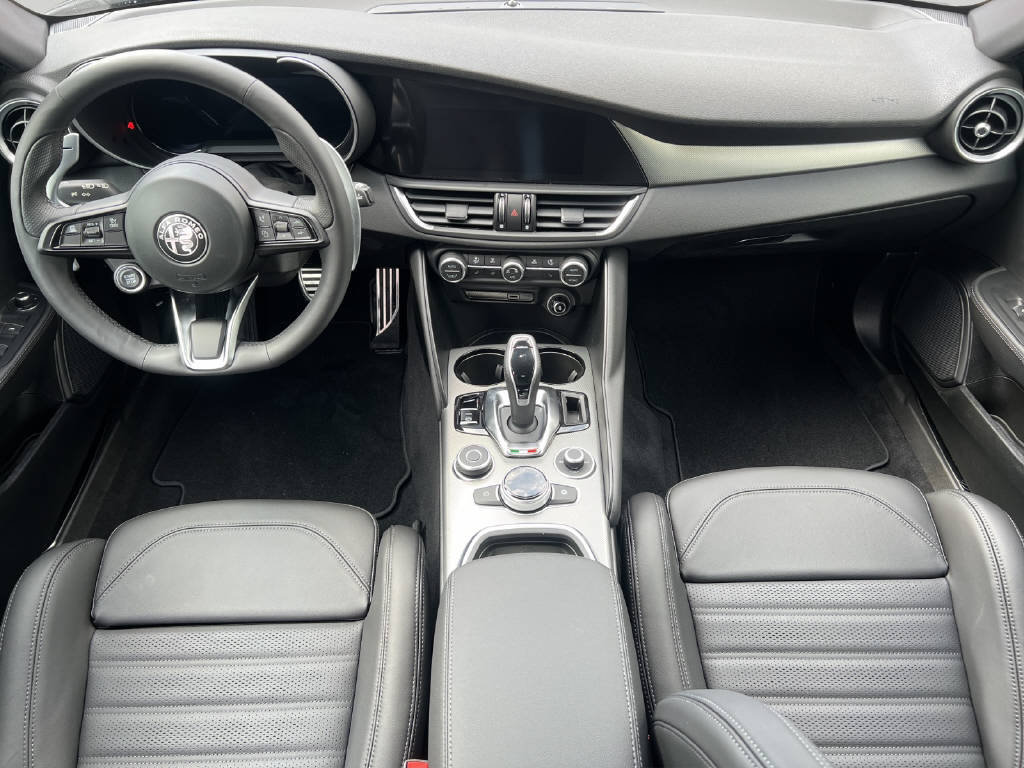 ALFA ROMEO Giulia 2.0 Q4 Sprint Edition, Benzin, Vorführwagen, Automatik - 7
