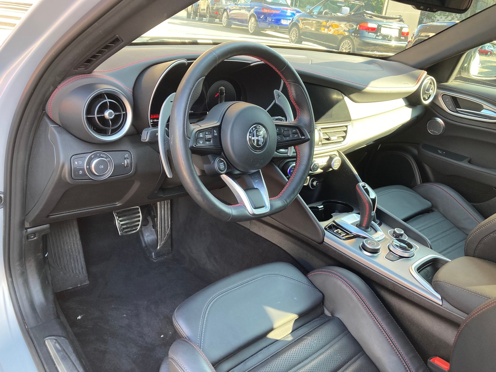 ALFA ROMEO Giulia 2.0 Competizione Pack Sky Q4 AT8, Benzina, Auto dimostrativa, Automatico - 3