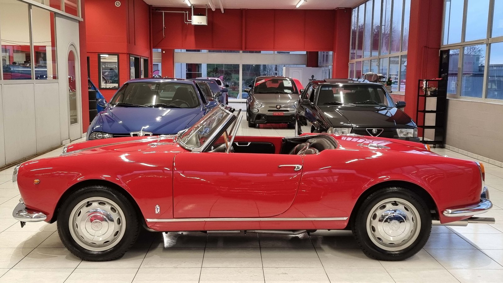 ALFA ROMEO Giulietta Spider Veloce, Essence, Occasion / Utilisé, Manuelle - 3