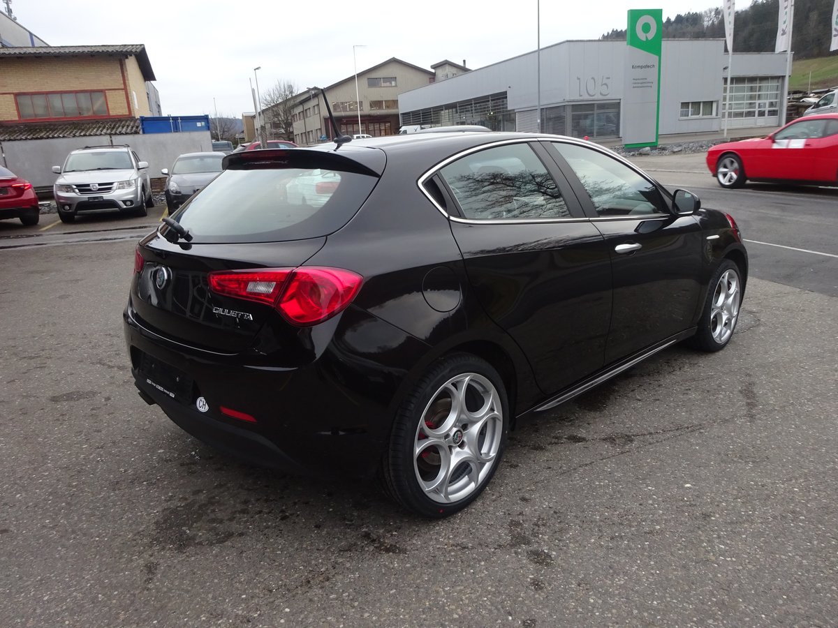ALFA ROMEO Giulietta 1.4 MultiAir Super TCT, Benzin, Occasion / Gebraucht, Automatik - 5