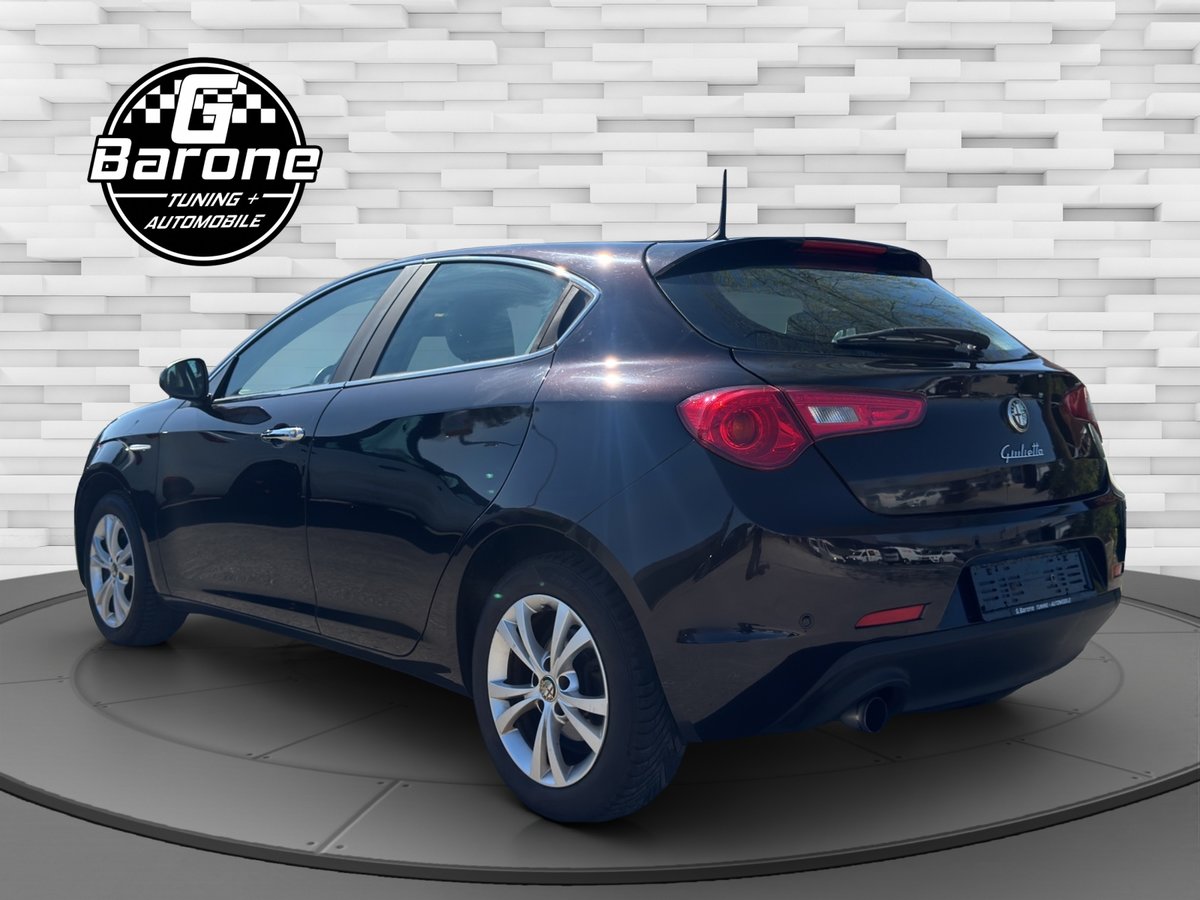 ALFA ROMEO Giulietta 1.4 MultiAir Distinctive, Benzin, Occasion / Gebraucht, Handschaltung - 3