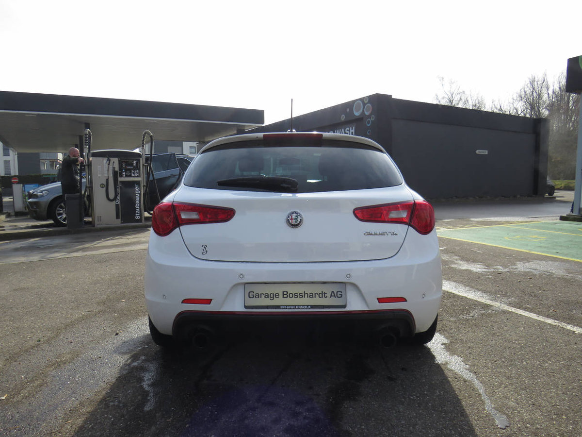 ALFA ROMEO Giulietta 1750 TBi Veloce TCT, Petrol, Second hand / Used, Automatic - 5