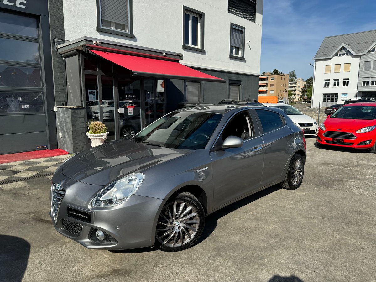 ALFA ROMEO Giulietta 2.0 JTDM Exclusive TCT, Diesel, Occasion / Utilisé, Automatique - 4