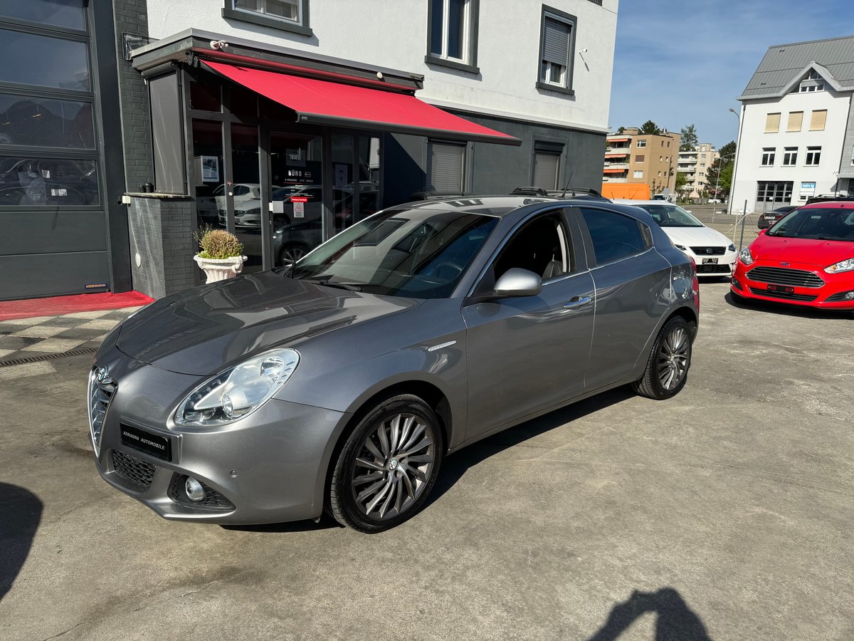 ALFA ROMEO Giulietta 2.0 JTDM Exclusive TCT, Diesel, Occasion / Utilisé, Automatique - 5