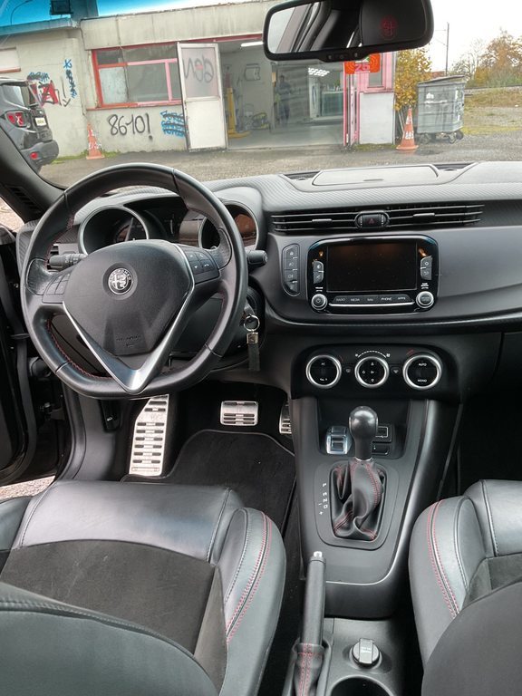 ALFA ROMEO Giulietta 1750 TBi Veloce TCT, Essence, Occasion / Utilisé, Automatique - 6