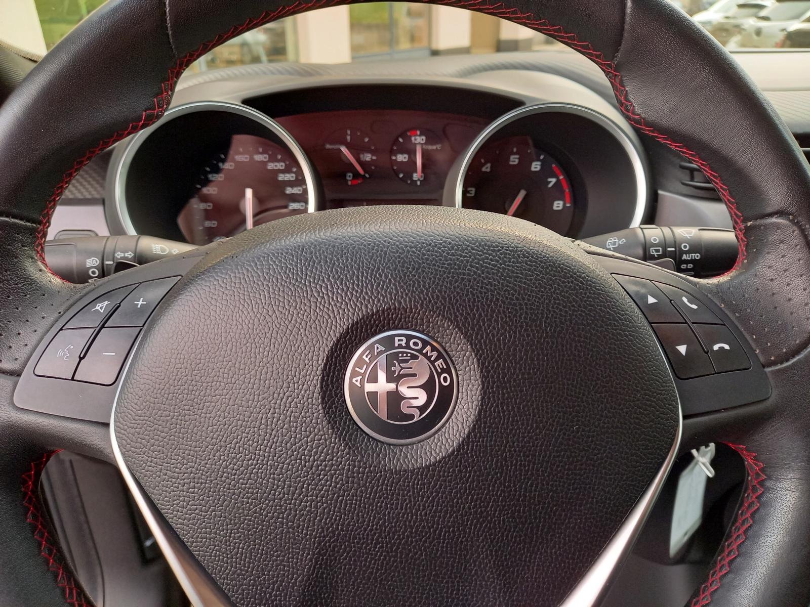 ALFA ROMEO Giulietta 1750 TBi Veloce TCT, Benzin, Occasion / Gebraucht, Automatik - 6