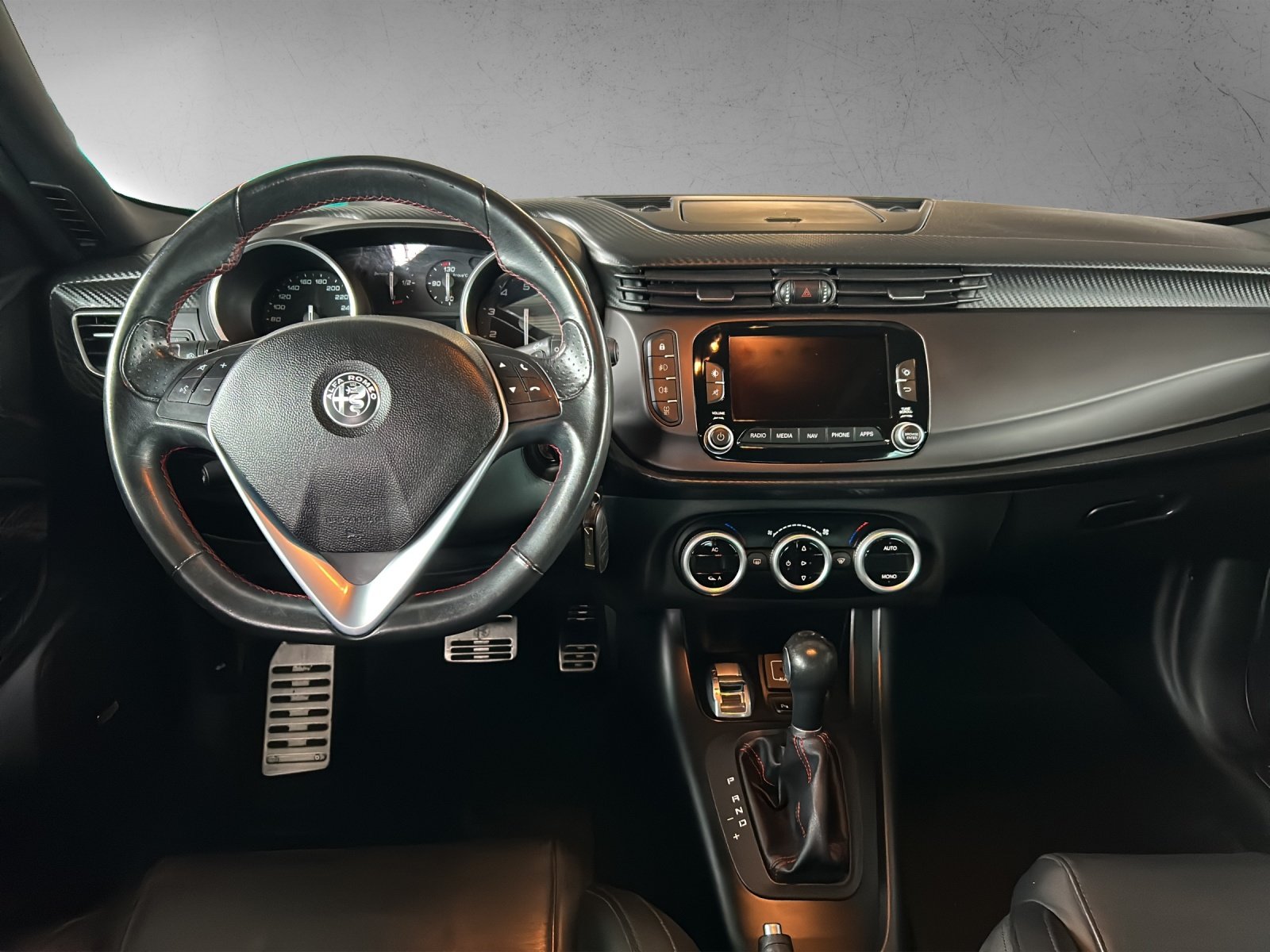 ALFA ROMEO Giulietta 1750 TBi Veloce TCT, Petrol, Second hand / Used, Automatic - 6