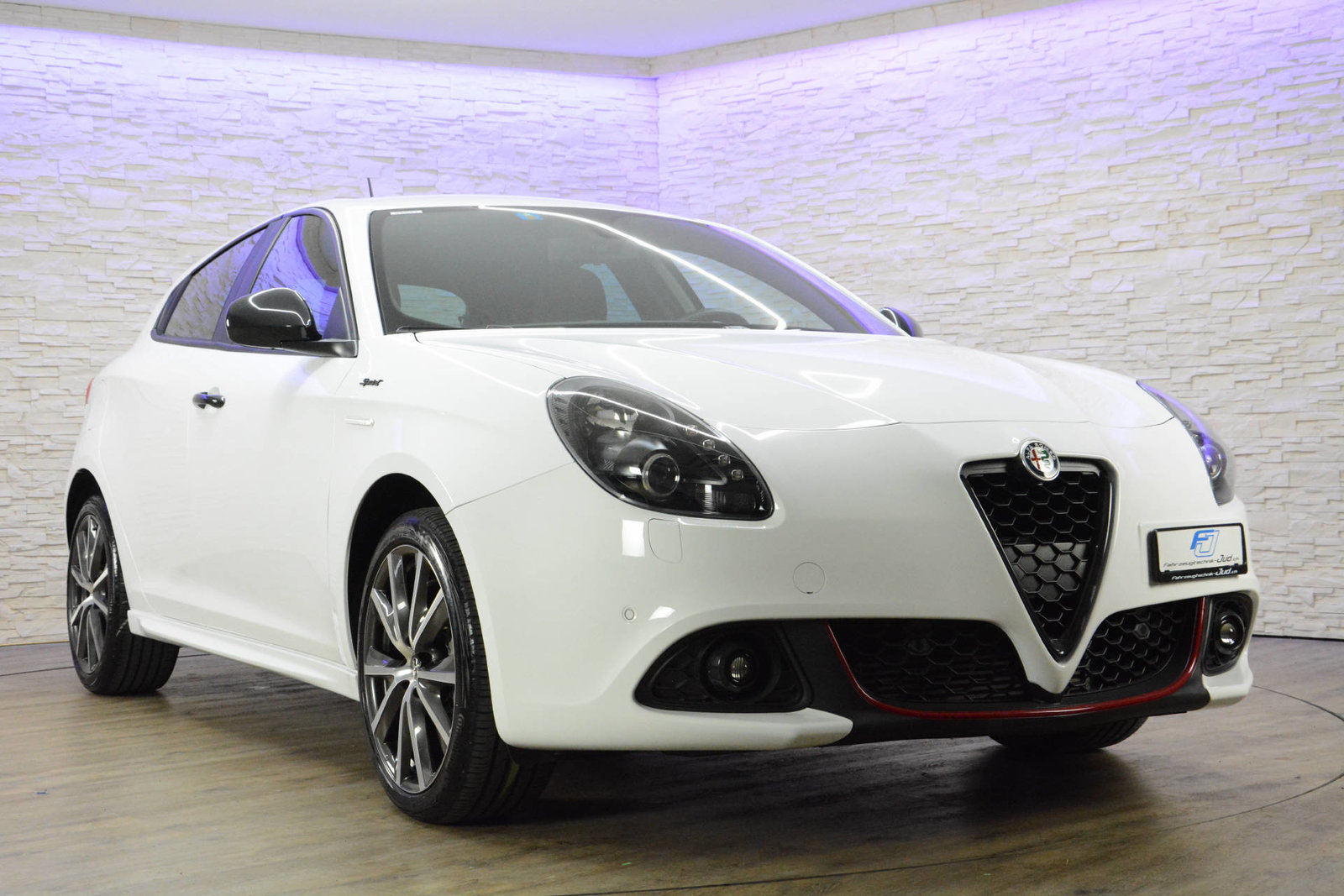 ALFA ROMEO Giulietta 1.4 TB Sprint, Petrol, Second hand / Used, Manual - 3