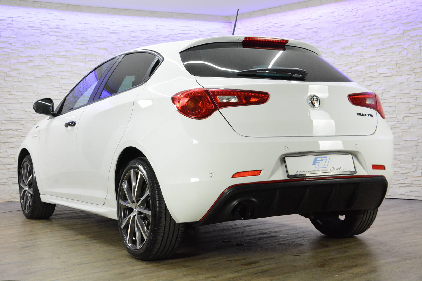 ALFA ROMEO Giulietta 1.4 TB Sprint, Petrol, Second hand / Used, Manual - 7