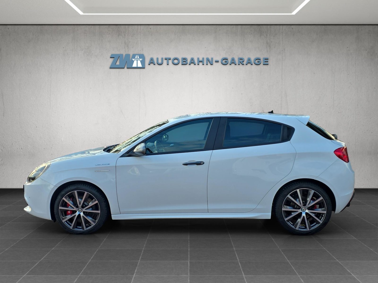 ALFA ROMEO Giulietta 1750 TBi Veloce TCT, Petrol, Second hand / Used, Automatic - 2